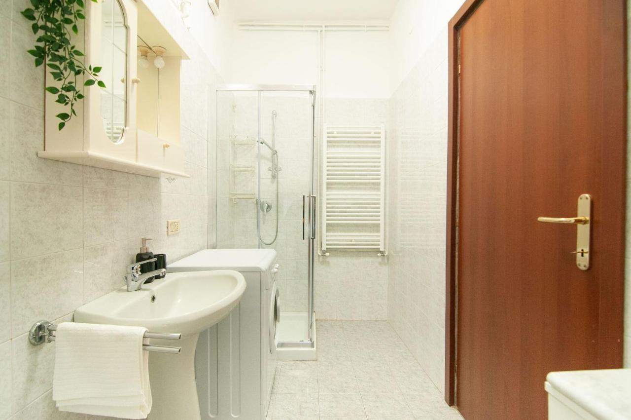 Academy Industrial Chic Apartment Бергамо Екстериор снимка